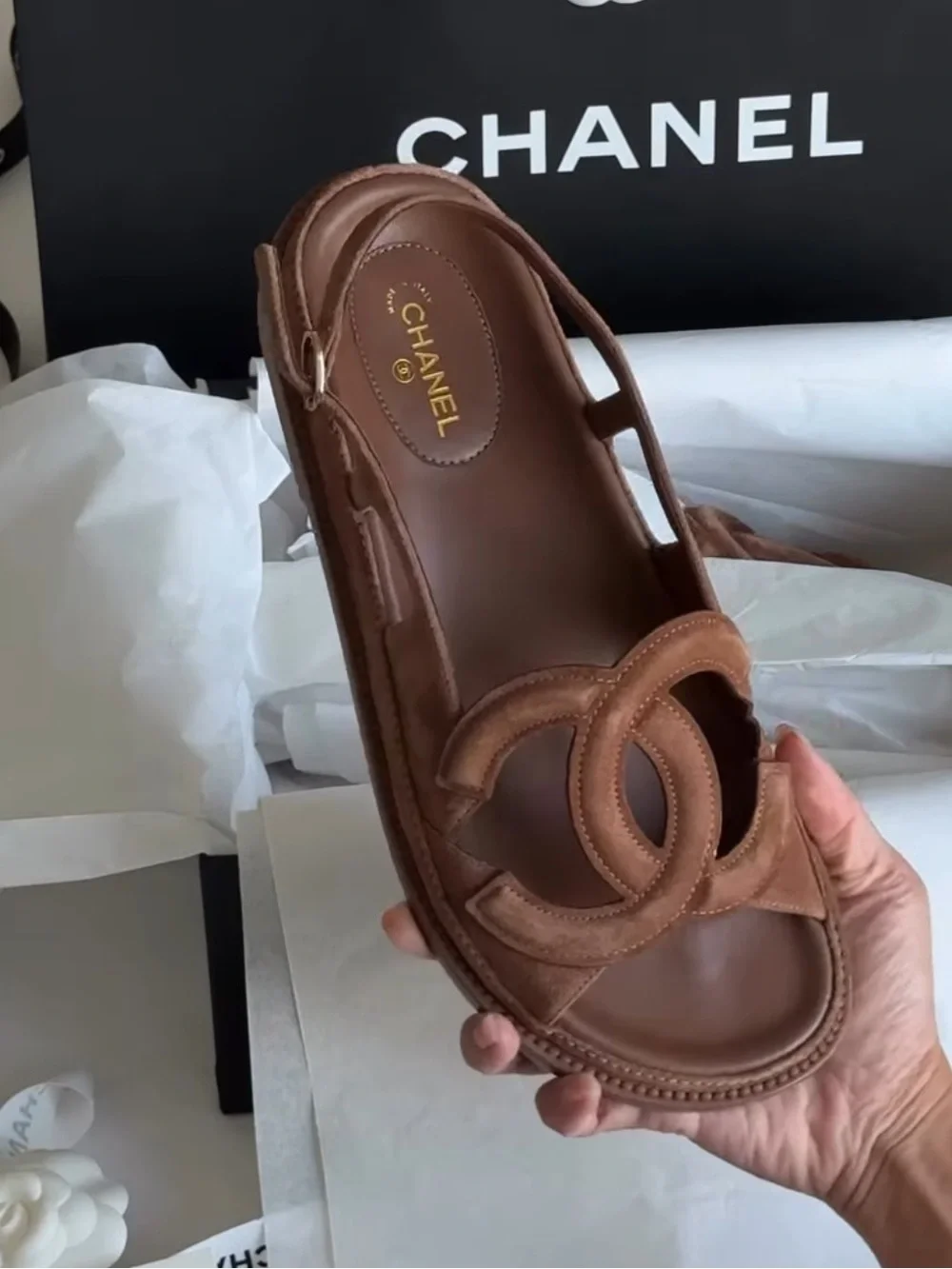 CHANEL Dad sandals 26B Blazy big CC logo suede sandals size 39.5